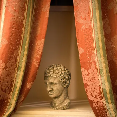 All'ombra Della Torre Only Отель типа 