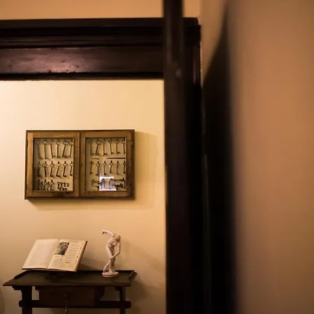 All'ombra Della Torre Only 3* سيينا