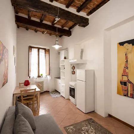 All'ombra Della Torre A Due Passi Da Piazza Del Campo Bed & Breakfast Siena