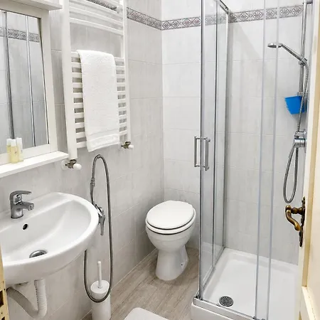 All'ombra Della Torre A Due Passi Da Piazza Del Campo Bed & Breakfast