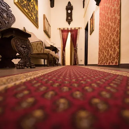 Bed & Breakfast All'ombra Della Torre Only 3*