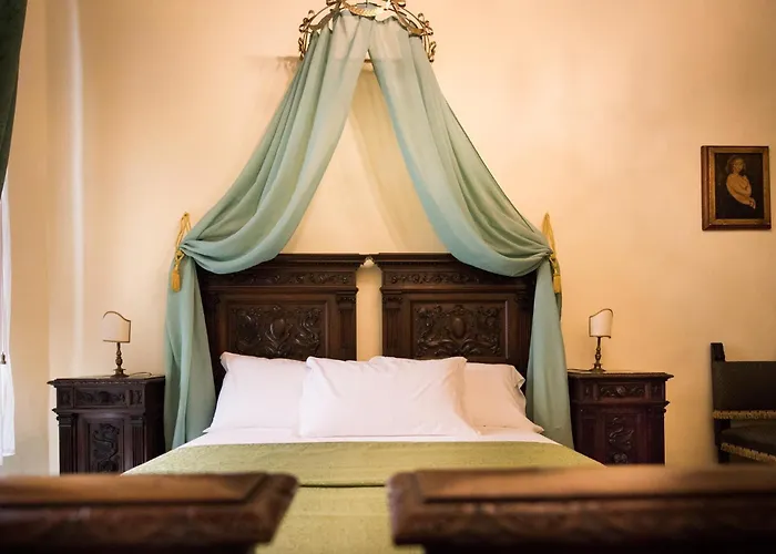 All'ombra Della Torre Only Bed and Breakfast